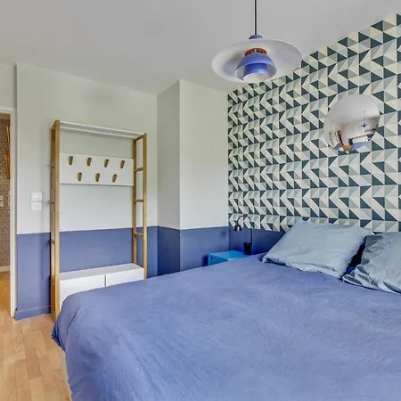 Le Cyr Apartment