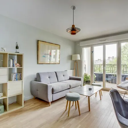Le Cyr Apartment *